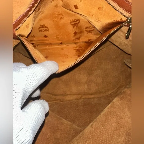 MCM Heritage Collection Tote Bag w/COA - EUC - Picture 11 of 16